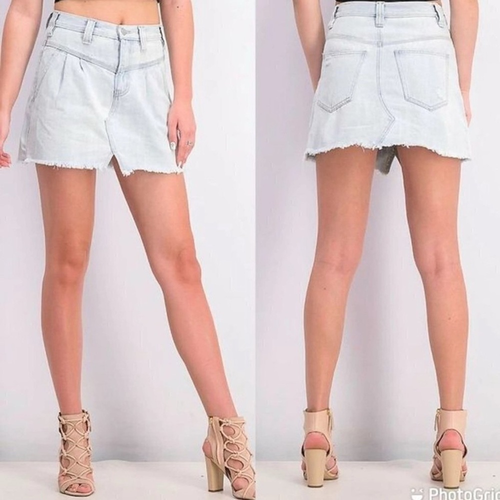 Free People We the Free Sidecar Light Blue Denim Pleated Raw Hem Skirt Size 26